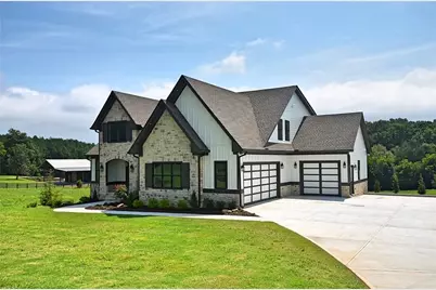 810 North Hampton Way, Monroe, GA 30656 - Photo 2