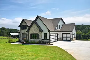 810 N Hampton Wy, Monroe, GA 30656 - Photo 2