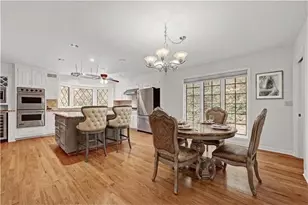1701 Trotters Ln, Stone Mountain, GA 30087 - Photo 10