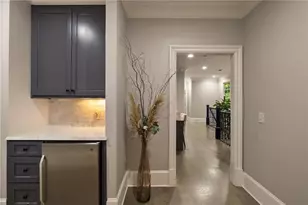 4667 Dudley Ln, Atlanta, GA 30327 - Photo 48