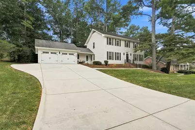 4067 Wembley Forest Way, Atlanta, GA 30340 - Photo 2