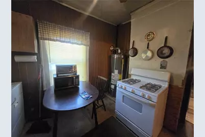 884 Cowan, Macon, GA 31217 - Photo 4