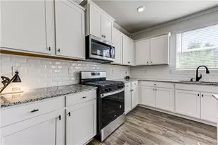 3154 Ellenton Dr, Lithia Springs, GA 30122 - Photo 8