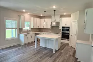 4250 Shirebrook Trail, Hoschton, GA 30548 - Photo 12