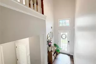 2946 O'Shields Ct SW, Marietta, GA 30060 - Photo 2