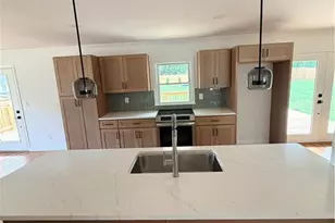 1012 Rays Rd, Stone Mountain, GA 30083 - Photo 8