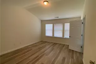 3987 Isaac Ct, Lilburn, GA 30047 - Photo 12