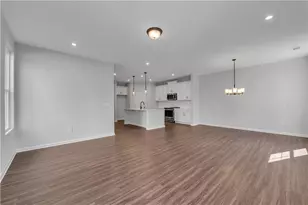 3025 Cambridge Mill Mill, Acworth, GA 30102 - Photo 2