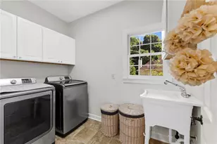 10245 Groomsbridge Rd, Johns Creek, GA 30022 - Photo 32