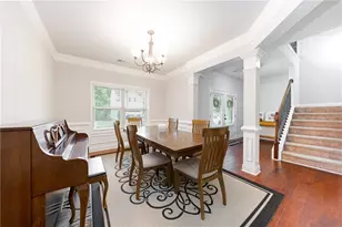 5543 Leaf Ridge Ln, Buford, GA 30518 - Photo 10