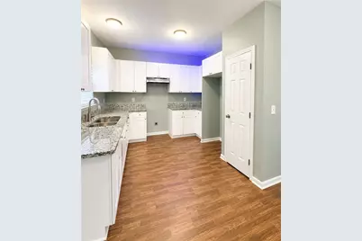 2001 Lois Place NW, Atlanta, GA 30318 - Photo 8