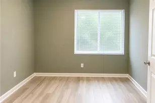 2001 Lois Pl NW, Atlanta, GA 30318 - Photo 14
