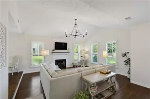 4158 Hubert Dr NE, Marietta, GA 30066 - Photo 2