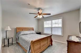 3329 Castleberry Village Cir, Cumming, GA 30040 - Photo 16
