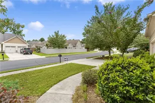3152 Jocassee Dr, Buford, GA 30519 - Photo 4