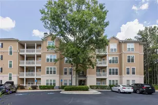 131 Ashford Cir, Dunwoody, GA 30338 - Photo 1