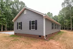 4230 Belvedere Dr, Gainesville, GA 30506 - Photo 4