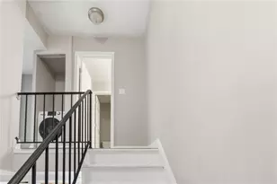 6980 Roswell Rd, Sandy Springs, GA 30328 - Photo 22