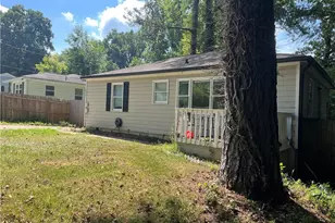 1133 Mable St SW, Mableton, GA 30126 - Photo 4