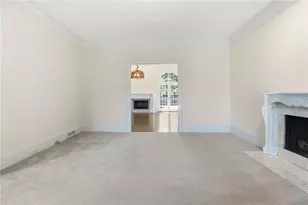 135 Gilford Way, Sandy Springs, GA 30350 - Photo 10