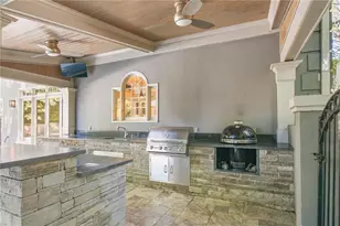135 Gilford Way, Sandy Springs, GA 30350 - Photo 26