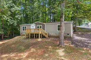 210 Woodland St, Homer, GA 30547 - Photo 2