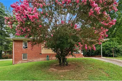6812 Cherry Circle, Lithia Springs, GA 30122 - Photo 2
