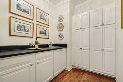 3685 Peachtree Road Northeast #16, Atlanta, GA 30319 - Photo 38