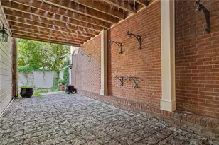 3685 Peachtree Rd NE, Atlanta, GA 30319 - Photo 50