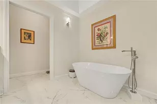 3685 Peachtree Rd NE, Atlanta, GA 30319 - Photo 32