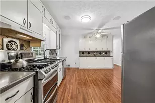 3605 Riviera Dr, Cumming, GA 30041 - Photo 10