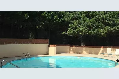 871 Lenox Oaks Circle NE, Atlanta, GA 30324 - Photo 2