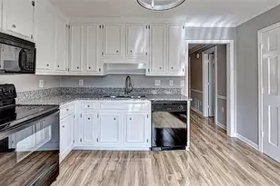 871 Lenox Oaks Cir NE, Atlanta, GA 30324 - Photo 10