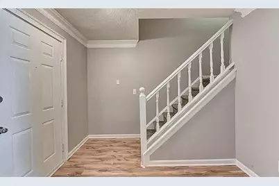 871 Lenox Oaks Circle NE, Atlanta, GA 30324 - Photo 12
