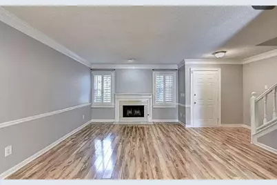 871 Lenox Oaks Circle NE, Atlanta, GA 30324 - Photo 6