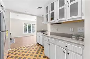 15 Ivy Square Northeast, Atlanta, GA 30342 - Photo 10