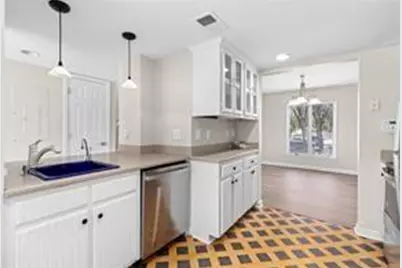 15 Ivy Square NE, Atlanta, GA 30342 - Photo 12