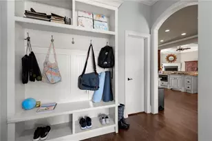 2885 Lassiter Manor Dr, Marietta, GA 30062 - Photo 8