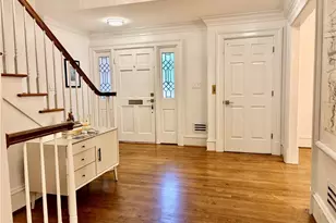 504 Townsend Pl NW, Atlanta, GA 30327 - Photo 2