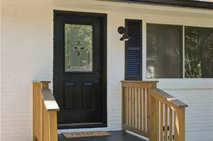 1676 Hollyhock Terrace, Decatur, GA 30032 - Photo 4