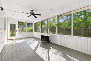 2586 Cherrywood Ln SW, Marietta, GA 30060 - Photo 26