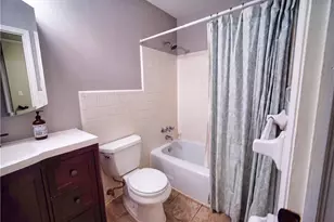 785 Spalding Dr, Sandy Springs, GA 30328 - Photo 18
