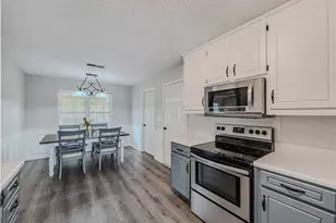2990 Hampton Valley Dr, Loganville, GA 30052 - Photo 8