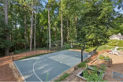 912 Beaverbrook Drive NW, Atlanta, GA 30318 - Photo 40