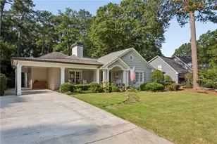 912 Beaverbrook Dr NW, Atlanta, GA 30318 - Photo 2
