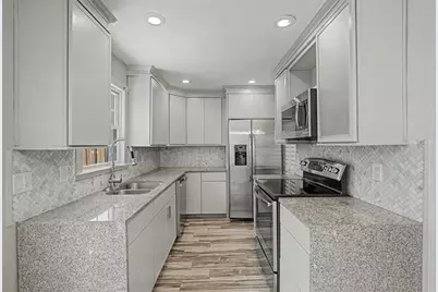 136 Peachtree Memorial Drive NW #RI 5, Atlanta, GA 30309 - Photo 16
