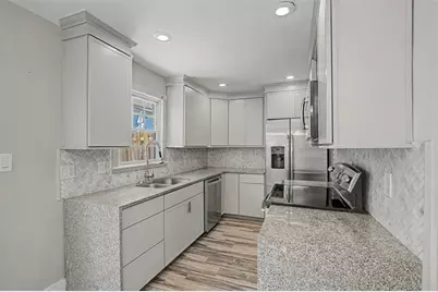 136 Peachtree Memorial Drive NW #RI 5, Atlanta, GA 30309 - Photo 10