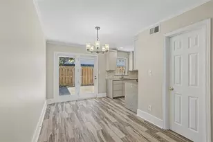 136 Peachtree Memorial Dr NW, Atlanta, GA 30309 - Photo 8