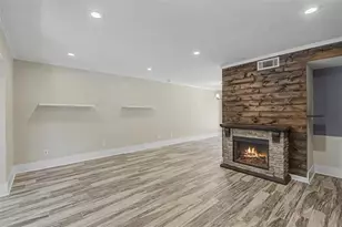 136 Peachtree Memorial Dr NW, Atlanta, GA 30309 - Photo 4