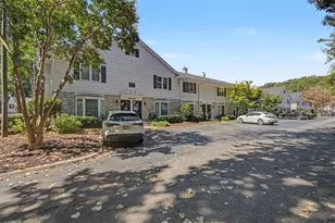 136 Peachtree Memorial Dr NW, Atlanta, GA 30309 - Photo 2